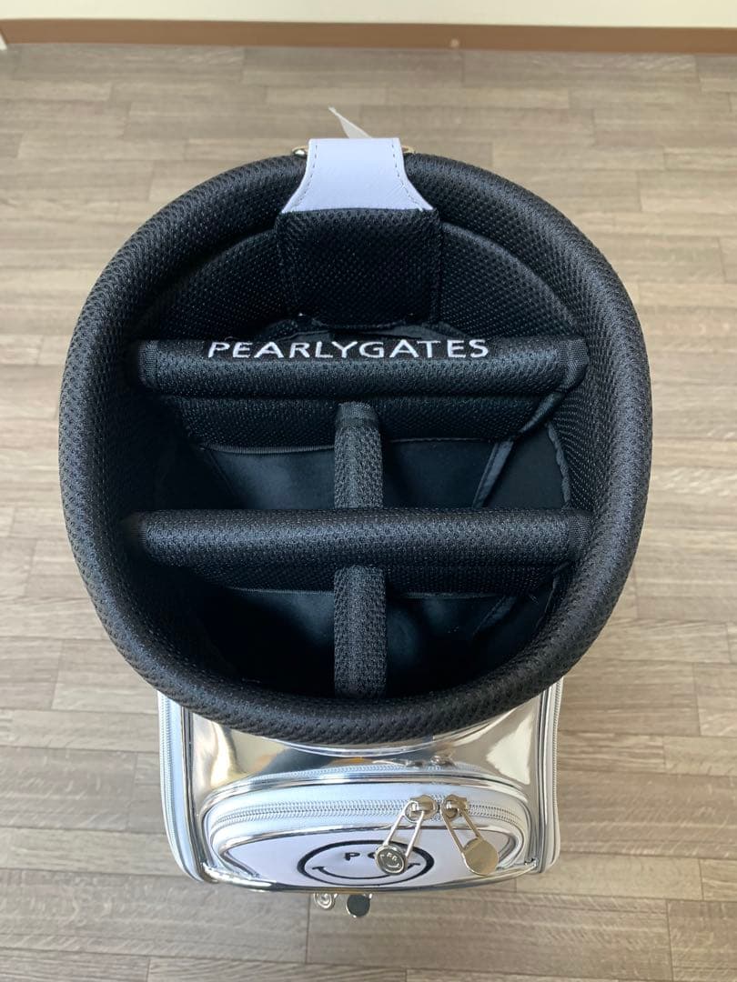 PEARLY GATES キャリー付　キャディバッグ　ホワイト&シルバー