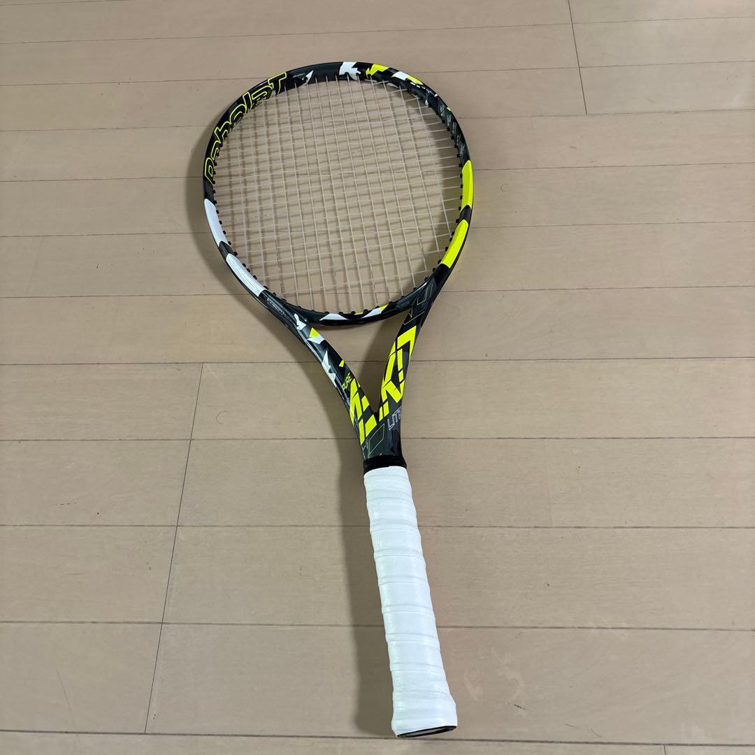 テニスラケット　バボラ　ピュアアエロ　ライト