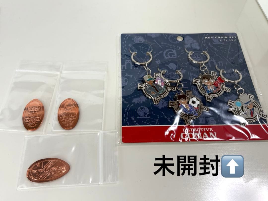 ユニバ コナン グッズ 時計など