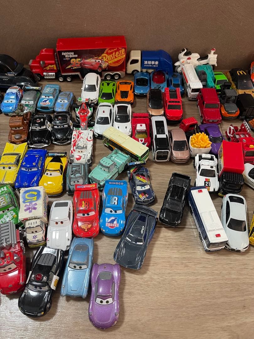 トミカ　カーズ　ミニカー　約150台 まとめ売り　（廃盤レア含む）