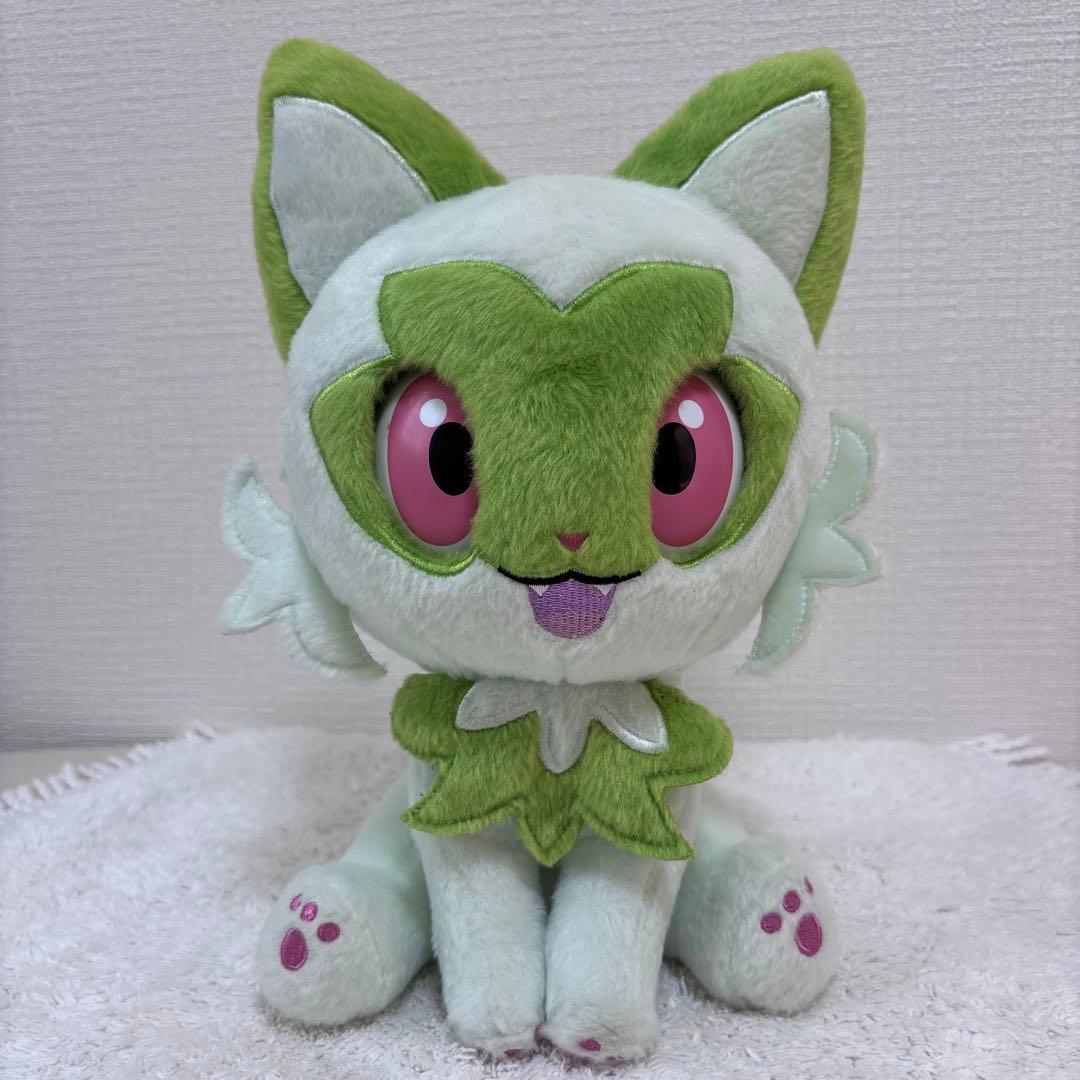 ポケットモンスター なでてみつめてぱちくりニャオハ