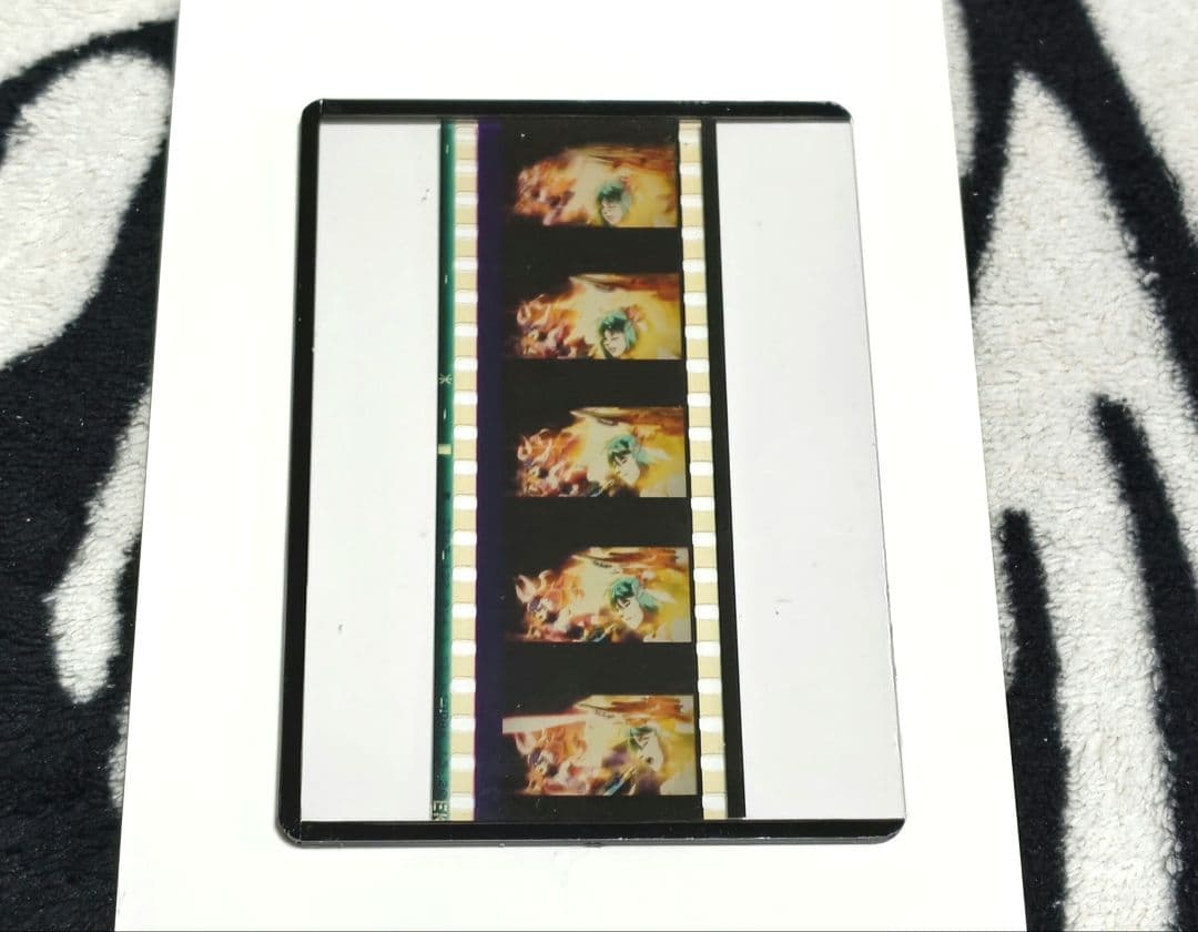 入手困難!! 希少!! マクロス フィルムコマ カードケースにて保管