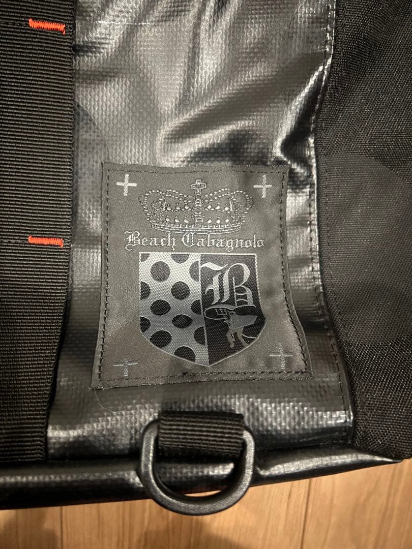 美品 パンダーニ Pandani 防水バックパック ブラック