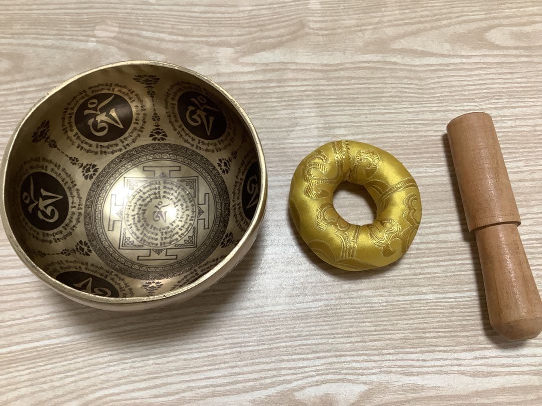 《 チベット密教　新品 》 シンギングボウル　カービング仕様　3点セット　75