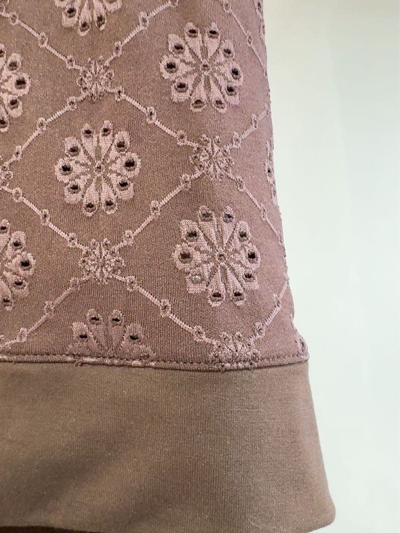 新品♡ 【SUKALA】ブラトップ付きフラワーレーストップス　ヨガウェア　LL