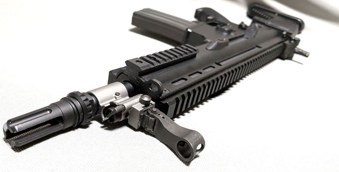 東京マルイ　次世代電動ガン　SCAR-L CQC　ブラック