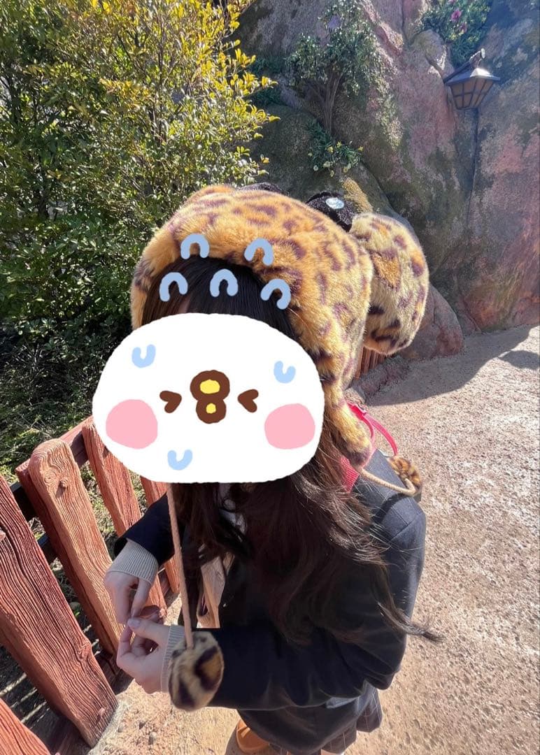 ヒョウ柄耳付きフリース帽子