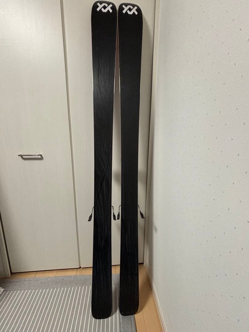 フォルクル　マントラ　M6 177