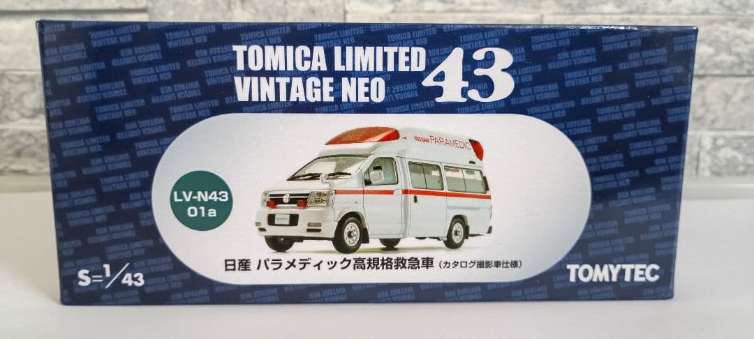 ミニカー TOMICA LIMITED VINTAGE NEO LV-N43 01a