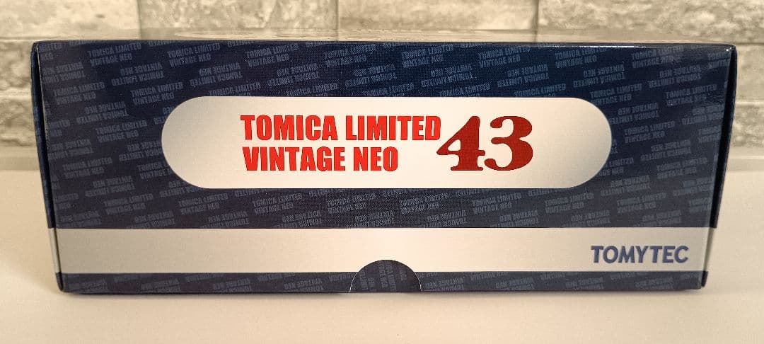 ミニカー TOMICA LIMITED VINTAGE NEO LV-N43 01a