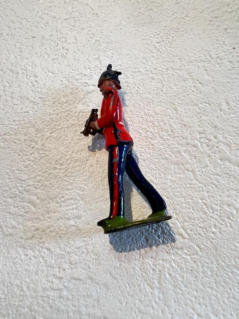 ミニチュアのフィギュア　5パーツ 音楽隊　イギリス兵隊