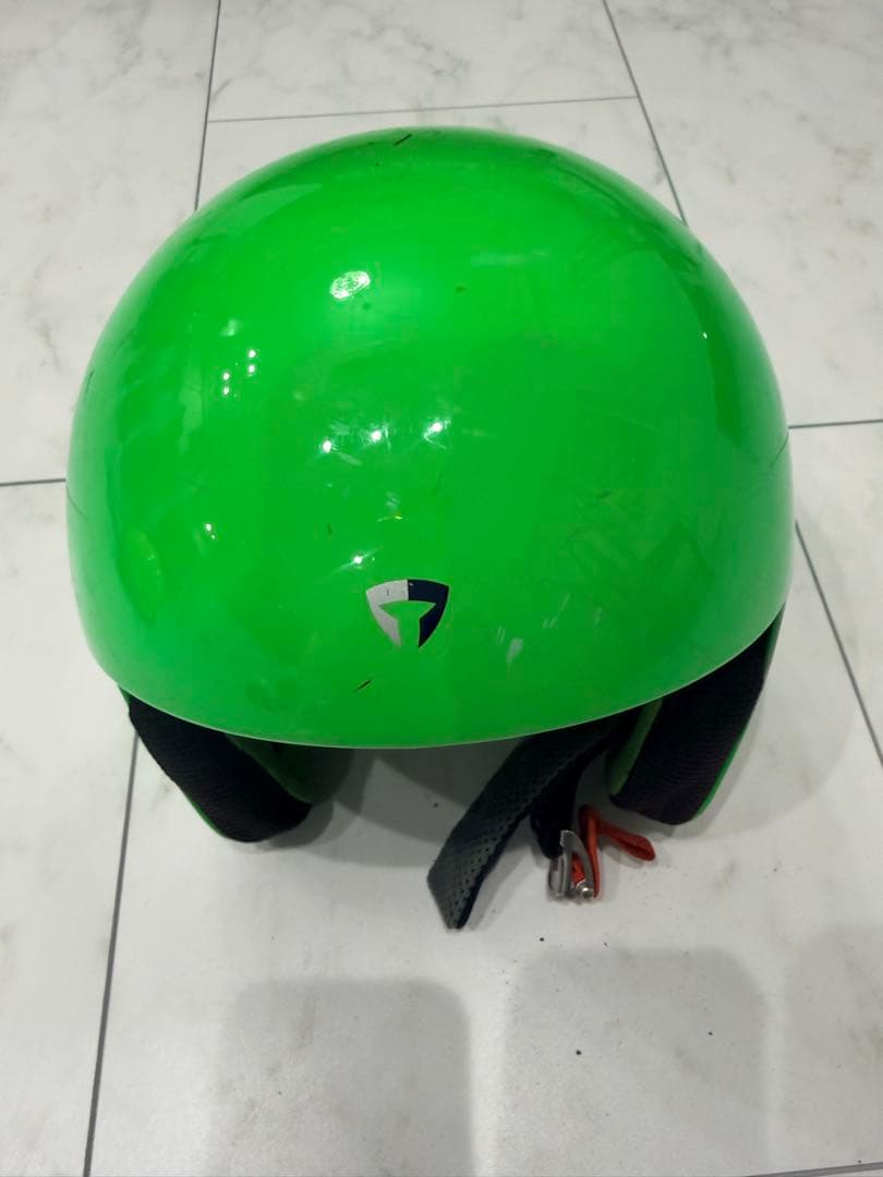 BRIKO VULCANO ヘルメット S/M 緑色　ジュニア用