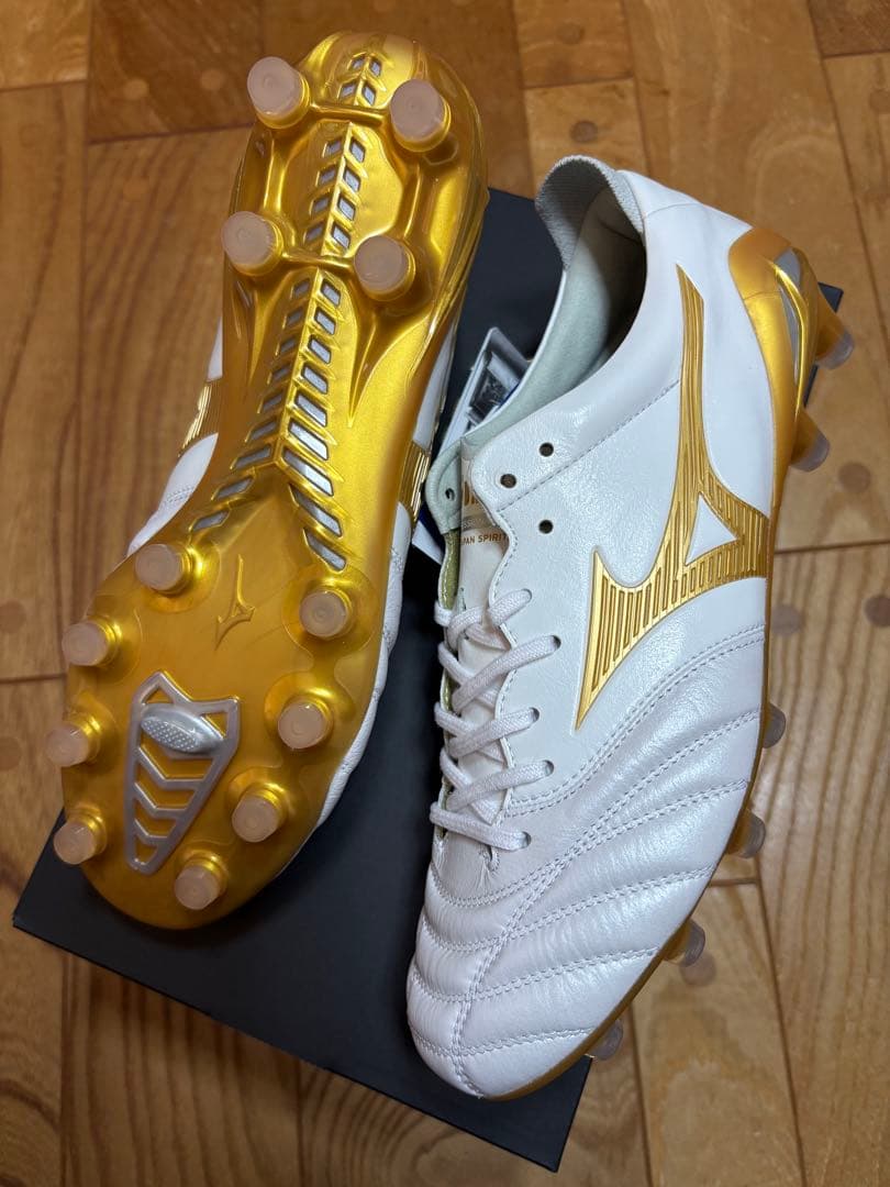 新品　最新　レアサイズ　ミズノ　モレリア ネオ4 JAPAN 23.5cm