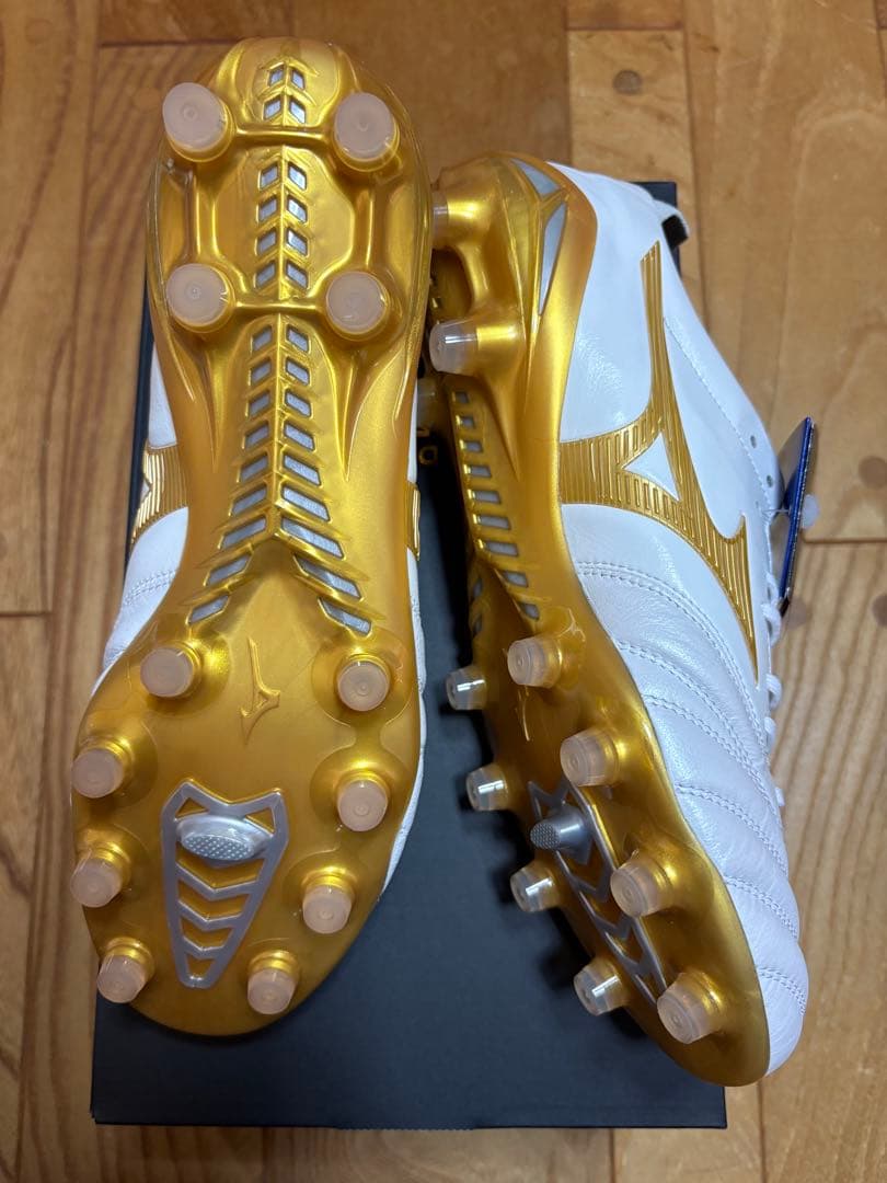 新品　最新　レアサイズ　ミズノ　モレリア ネオ4 JAPAN 23.5cm