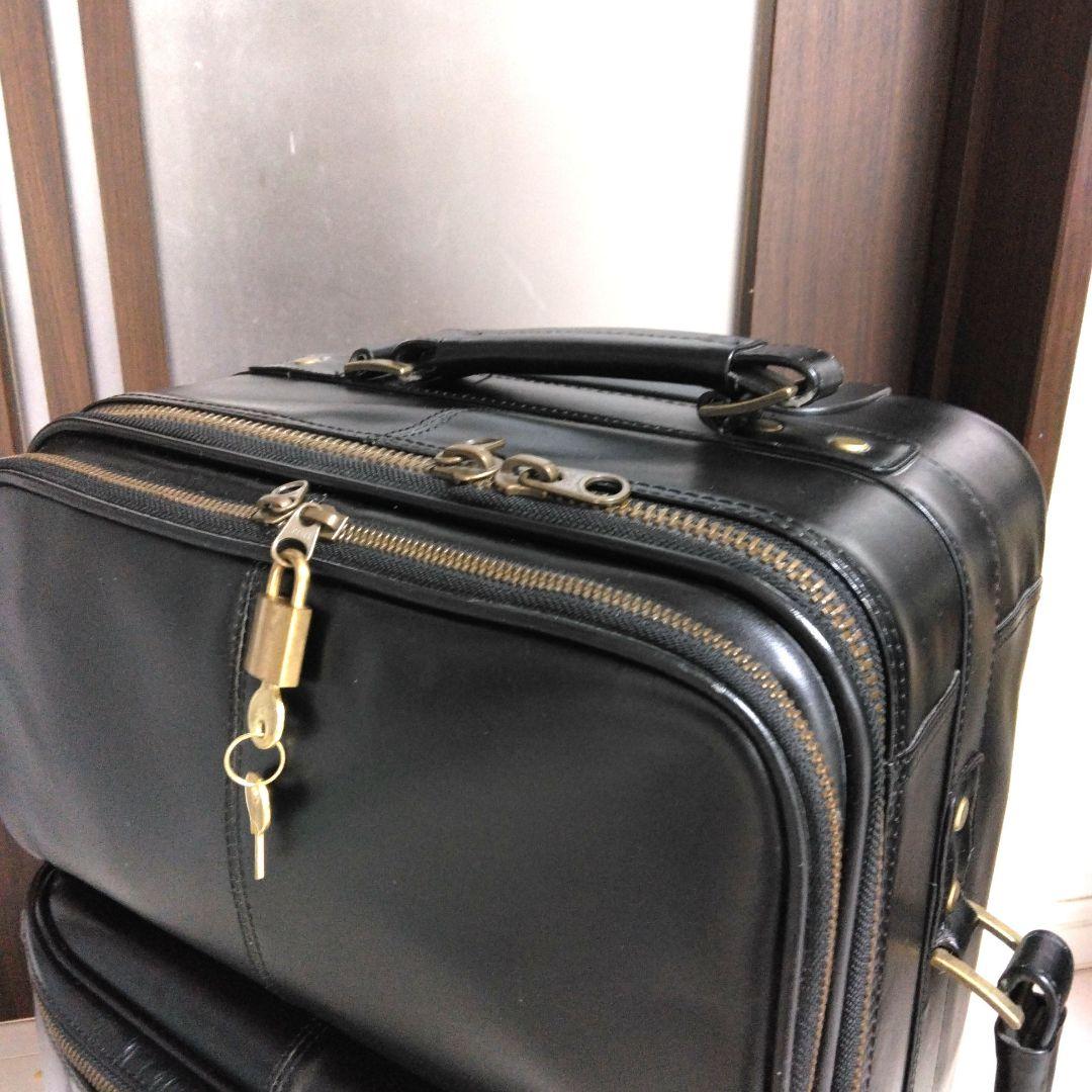 デキる男のブラックオールレザー　メンズキャリーバッグ