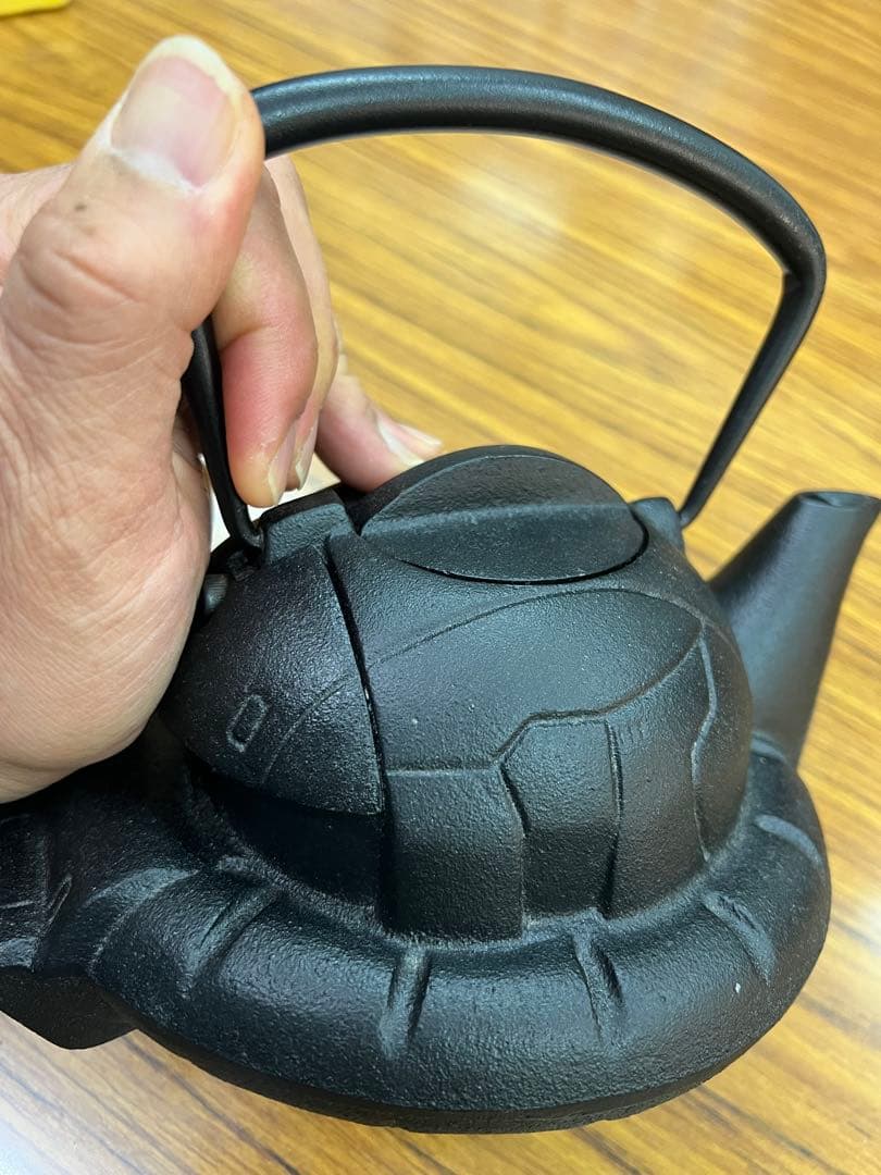 鉄瓶ZAKU 人気商品　希少　南部鉄器 ➕「雨ニモマケズ」の鉄瓶敷　南部鉄器