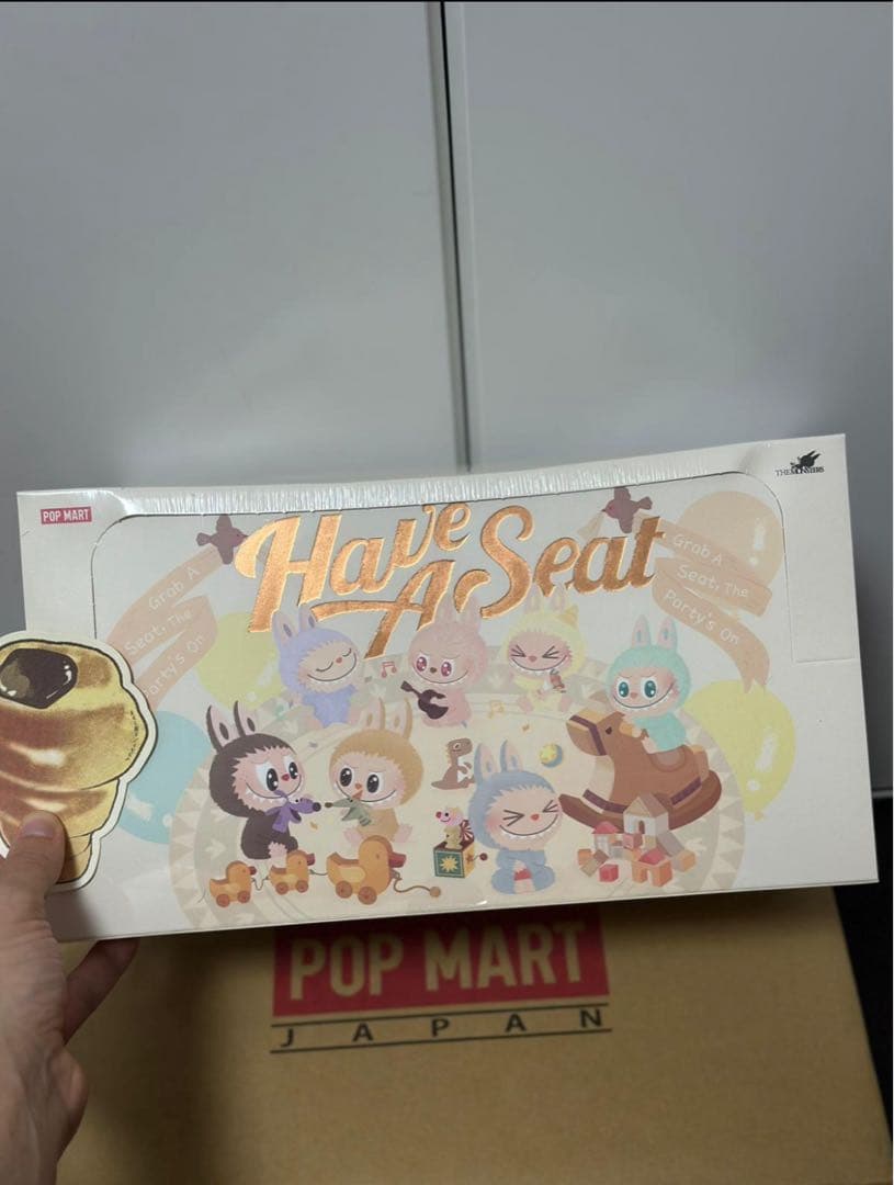 Popmart THE MONSTER Have A Seatぬいぐるみ1box