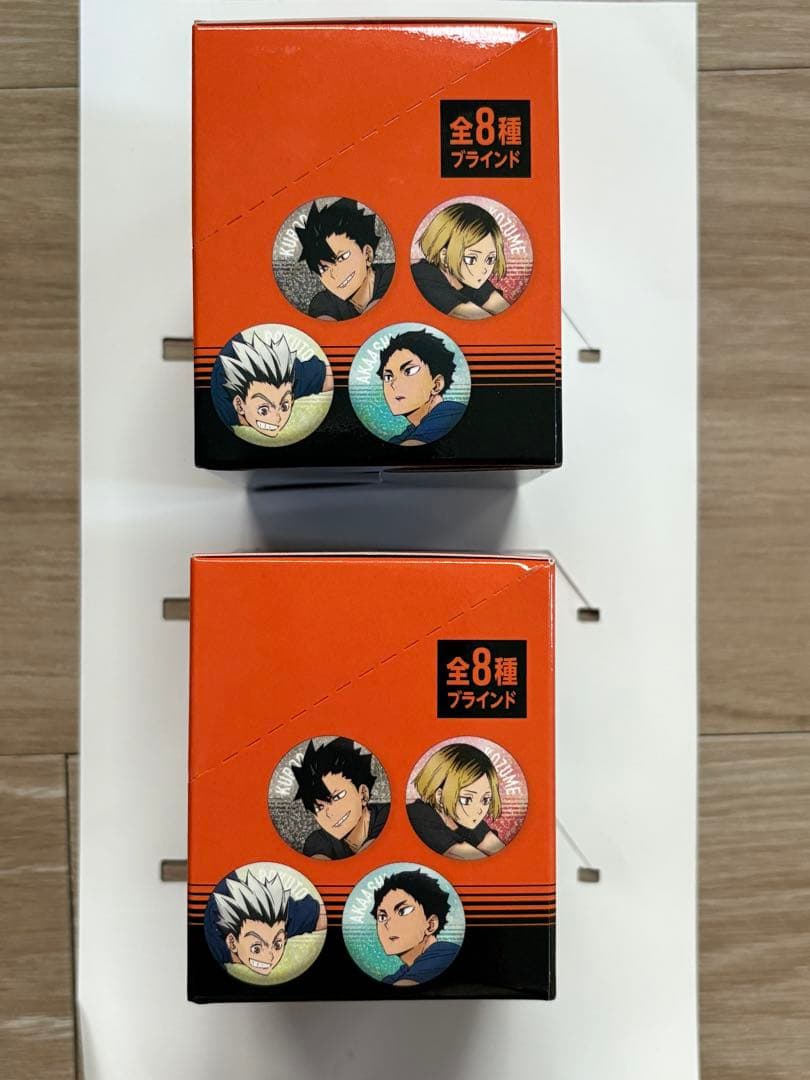 ハイキュー　キラキラ缶バッジ　レシーブ　及川徹　孤爪研磨　黒尾鉄朗　赤葦京治