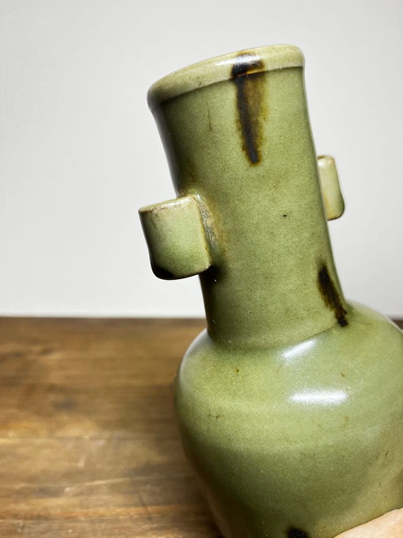 明時代　龍泉窯　飛青磁双耳花入　明　元