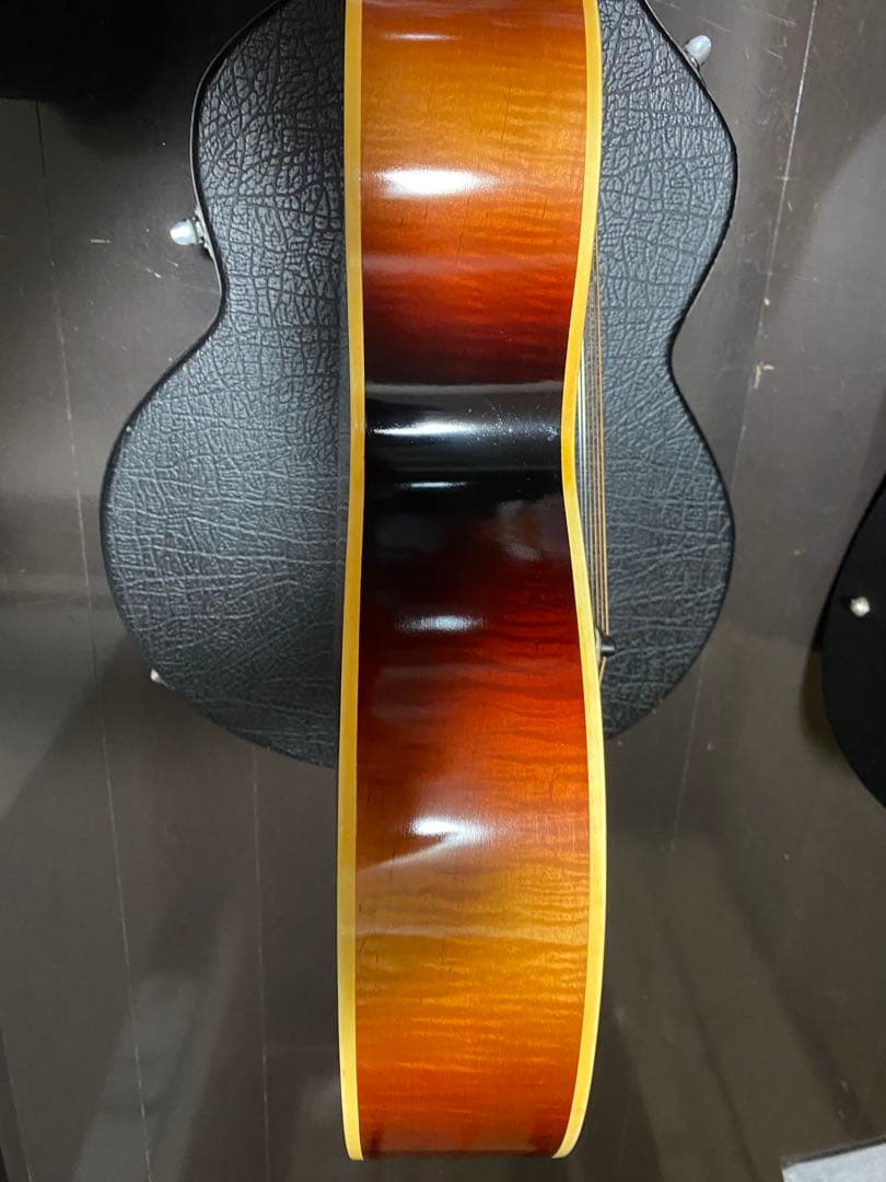 アコースティックギター　jumbo