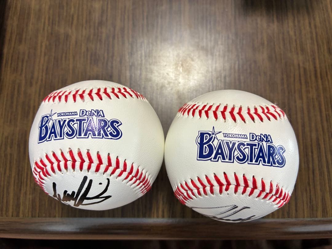 横浜DeNAベイスターズ オースティン、山崎康晃直筆サインボール 公式ロゴ球