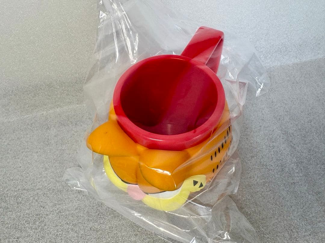 当時物　レトロ　SEGA ガーフィールド　レリーフカップ　セガ　未使用