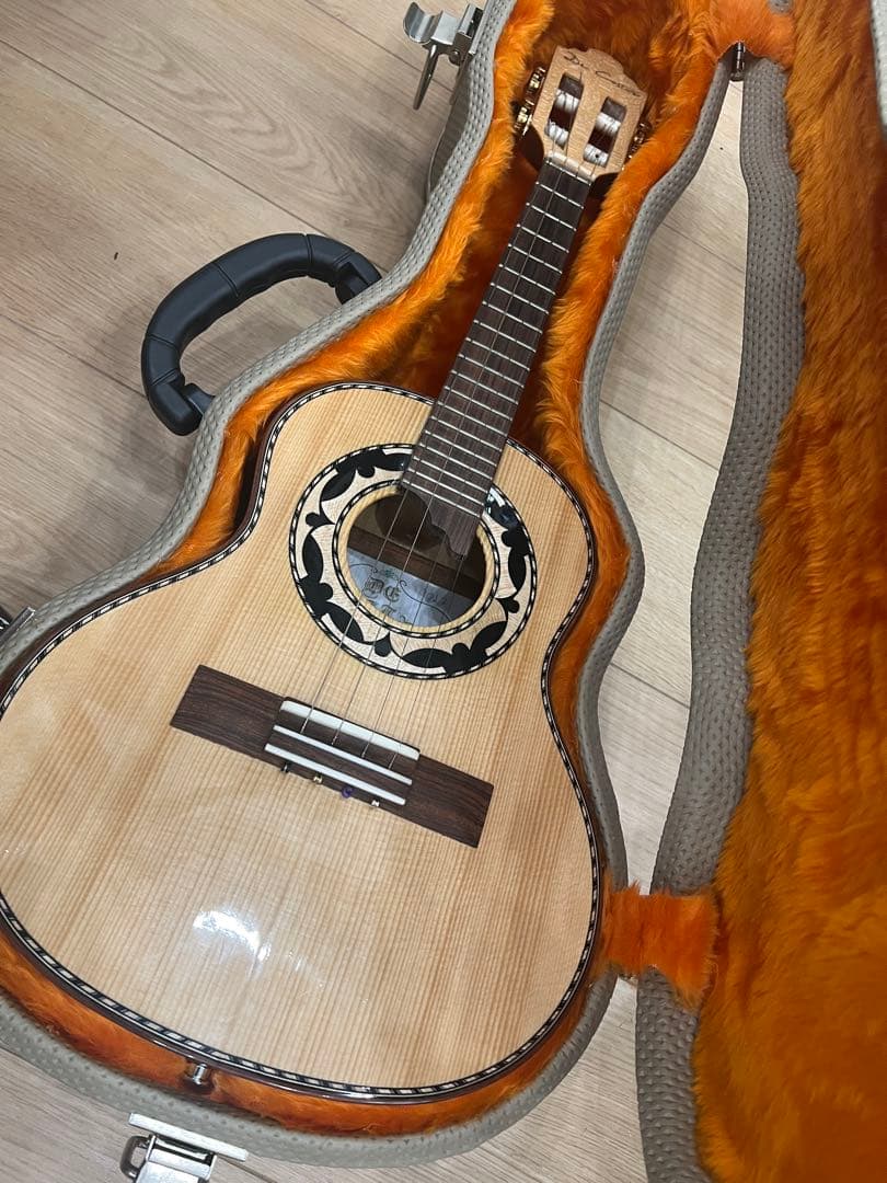 K*o様 ブラジル　サンパウロ製　DE CASTRO カバキーニョ Cavaqu