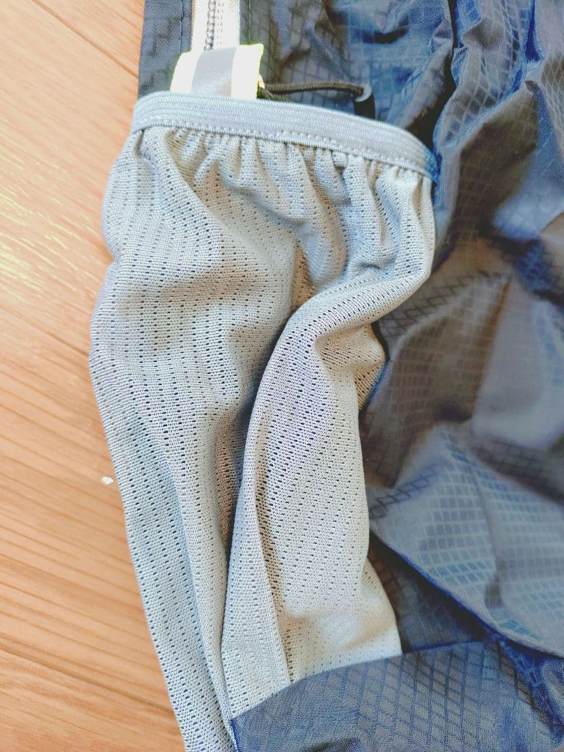 【新品】ハレクラニ ハワイ 限定 折り畳みバックパック エコリュック 黒