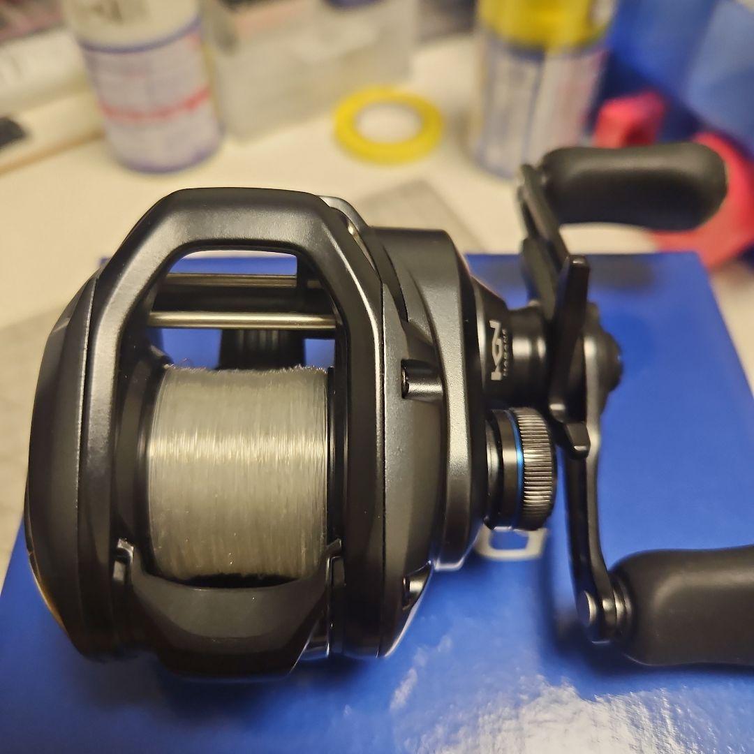 美品　19SLX MGL70HG　両軸 シマノベイトリール