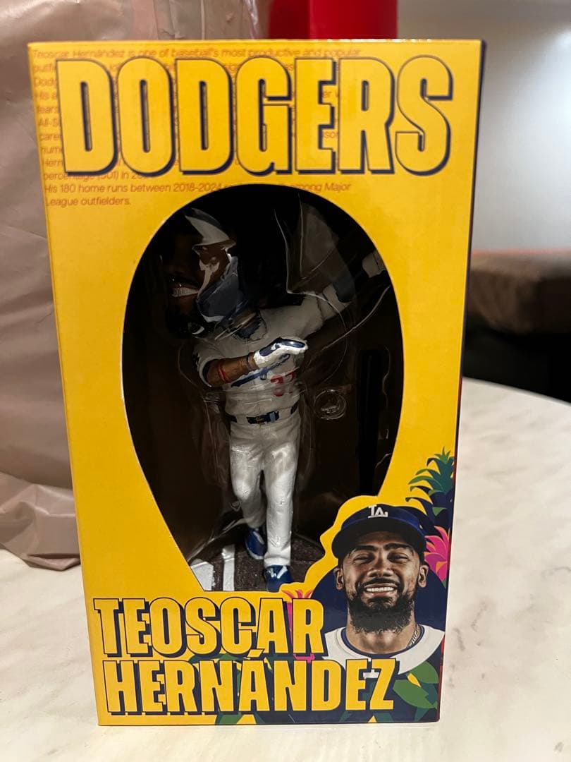ドジャース　TEOSCAR HERNANDEZ ボブルヘッド