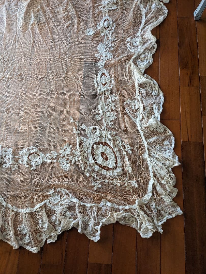 アンティークレース