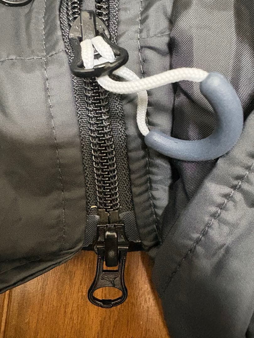 【新品】 PUMA ベンチコート サッカー L 収納袋付き