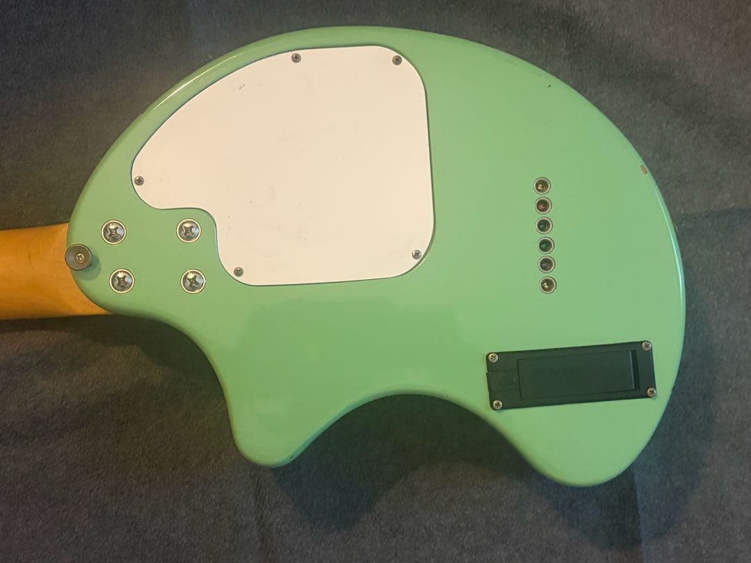 マ*ペ様 FERNANDES エレキギター ミントグリーン