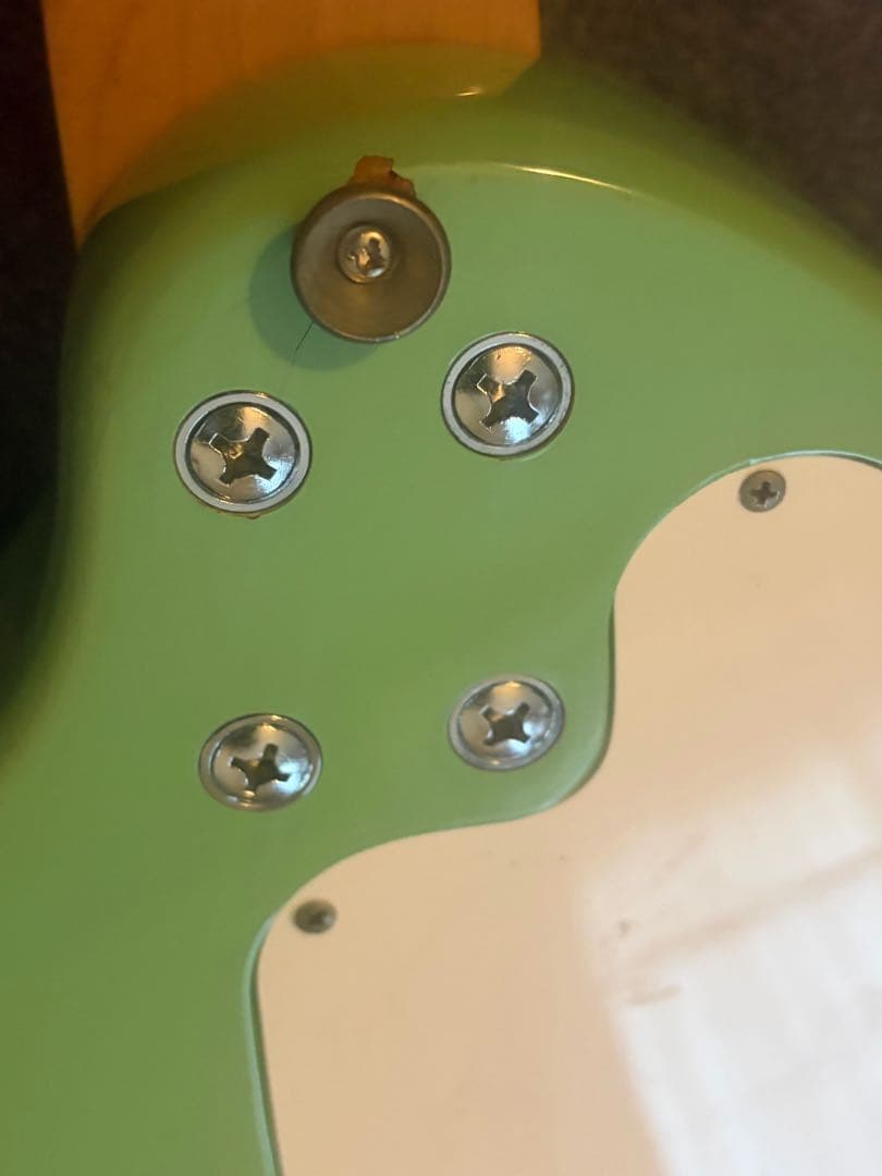 マ*ペ様 FERNANDES エレキギター ミントグリーン