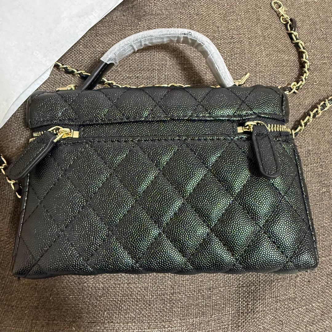 CHANEL MAKEUP バニティショルダーバッグ ノベルティギフト