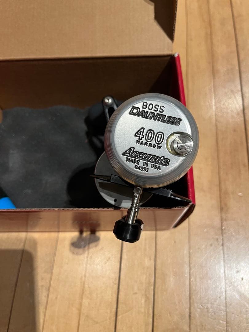 リール Accurate Dauntless 400 Narrow 2-speed