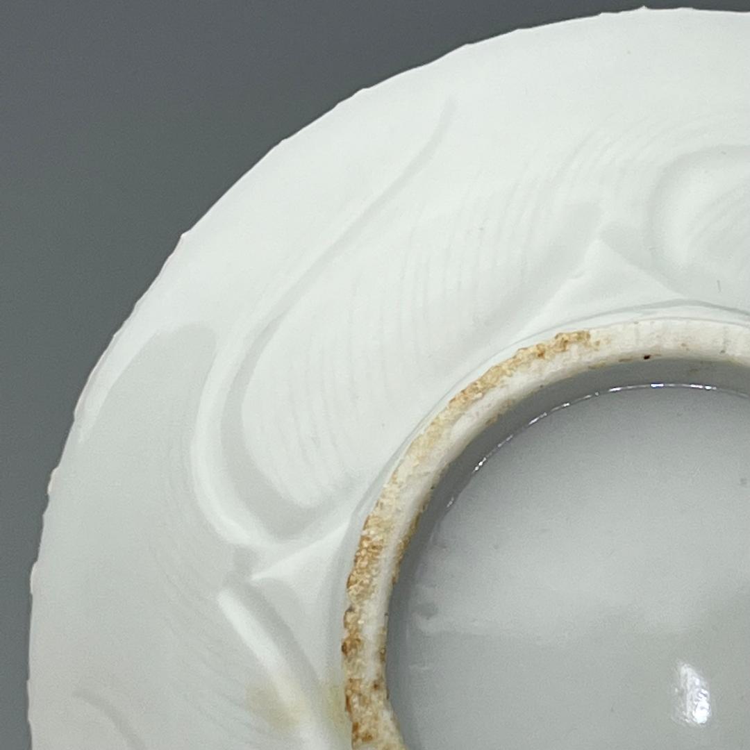 徳化窯 白磁陽刻雅紋皿 五客 白高麗 中国古玩 中国美術 旧家蔵出 A521