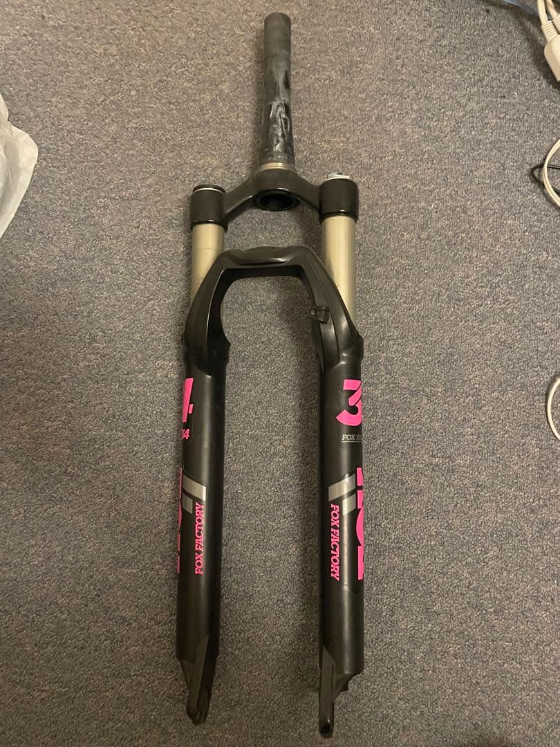 急ぎなので値下げありFOX 32 サスペンションフォーク