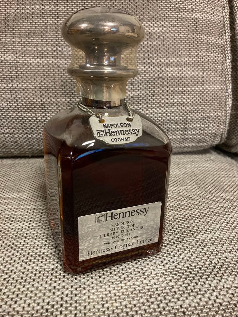ヘネシー シルバートップ 700ml ナポレオン コニャック Hennessy