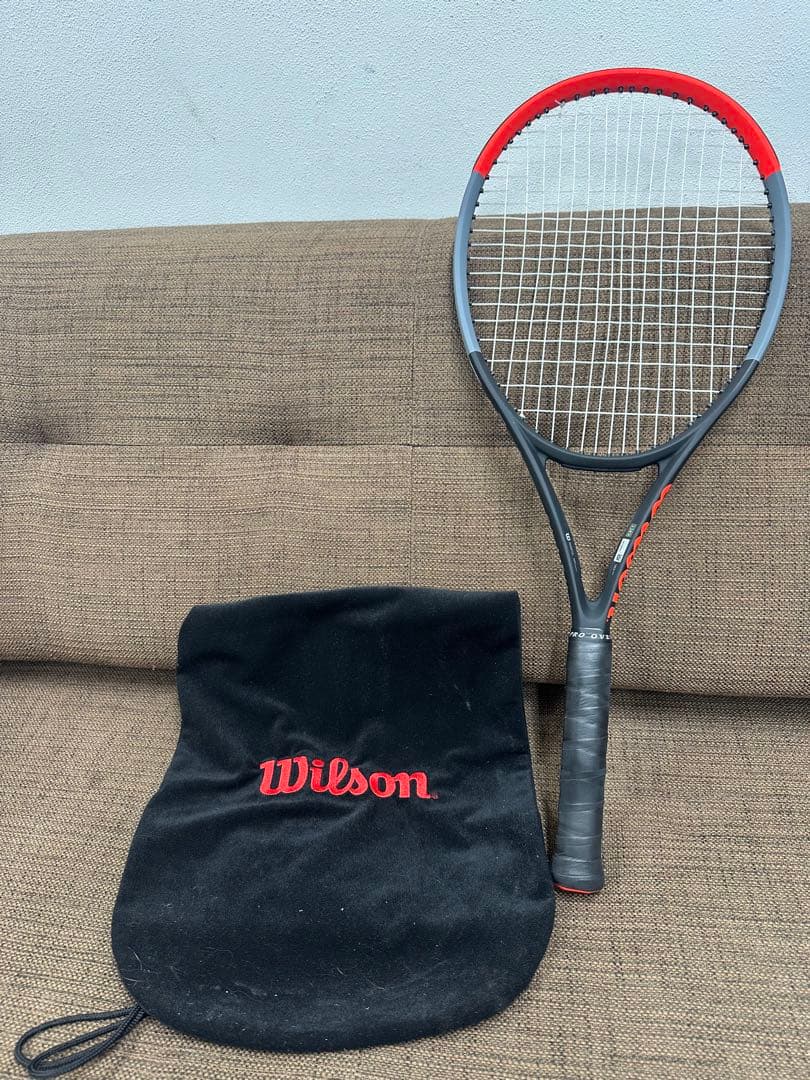 ① ウィルソン テニスラケット　CLASH 100UL TOUR v1.0