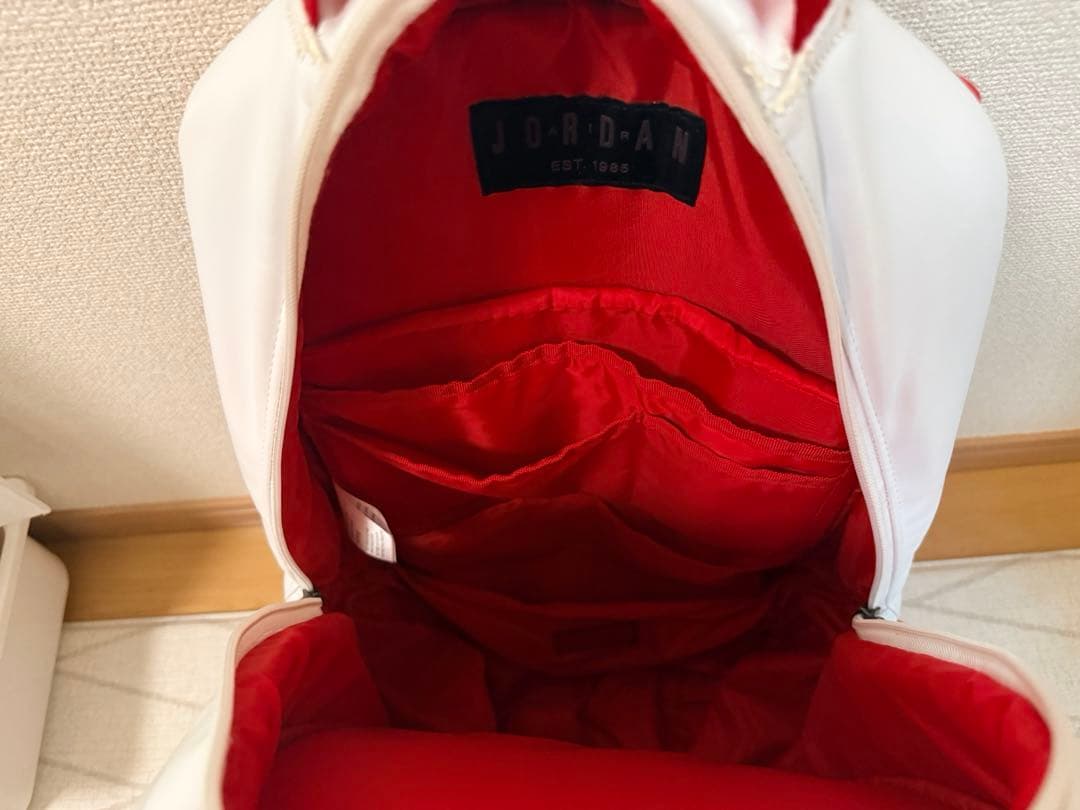 ジョーダン　レトロ3 バッグパック