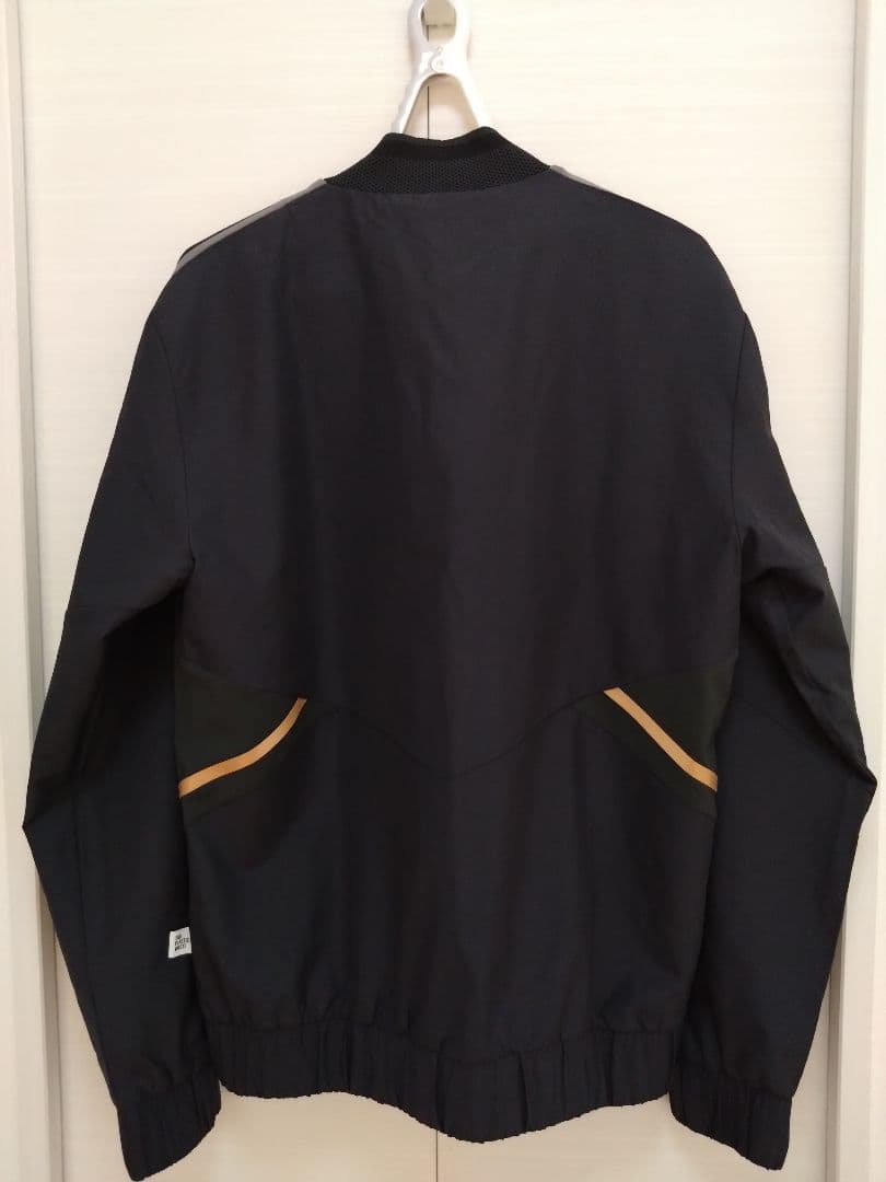 【タグ付き新品】アーセナル アンセムジャケット 22/23黒金