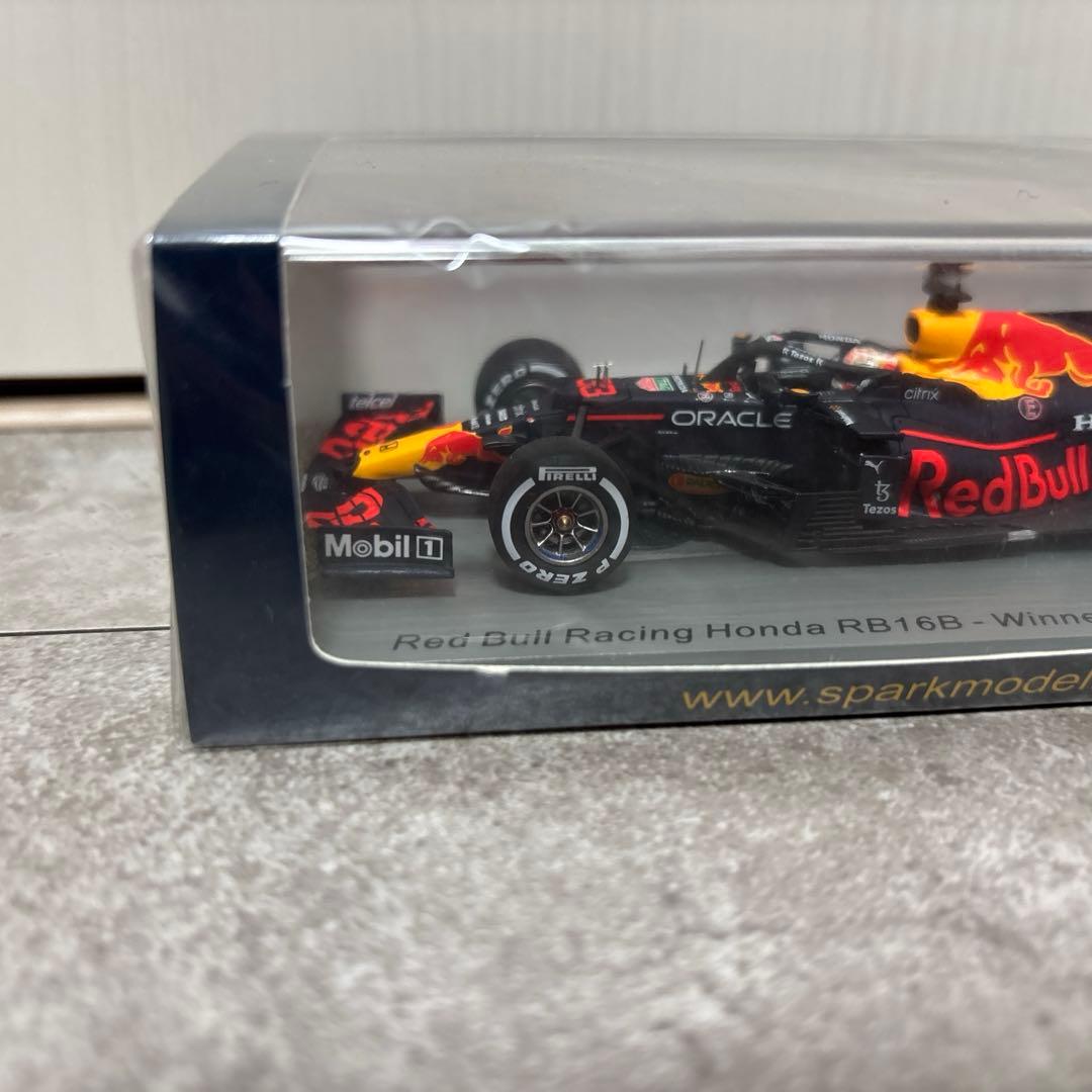 レッドブル　RB16B モナコウィナー　マックスフェルスタッペン
