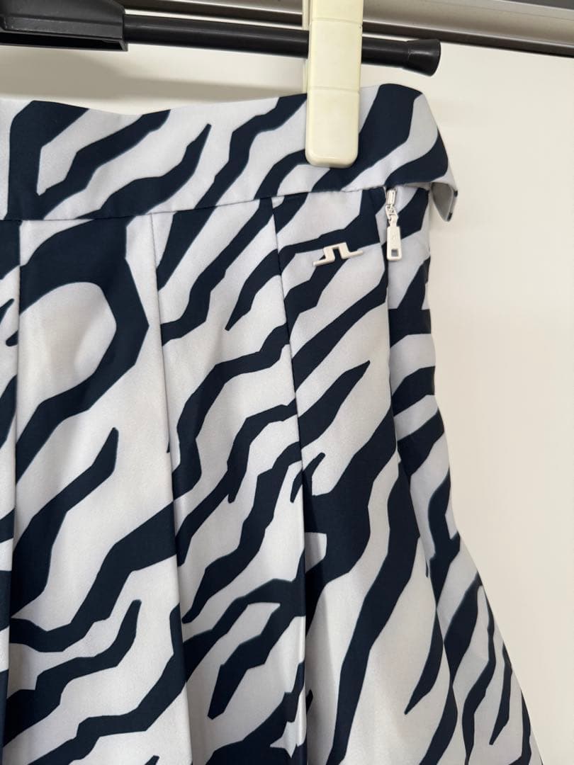 ジェイリンドバーグ⭐️ゼブラ柄スカート
