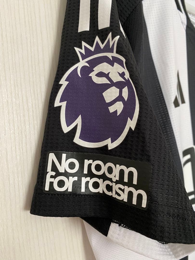 ニューカッスルユナイテッド24-25 ホームオーセンティックユニフ オーム　ＸＬ