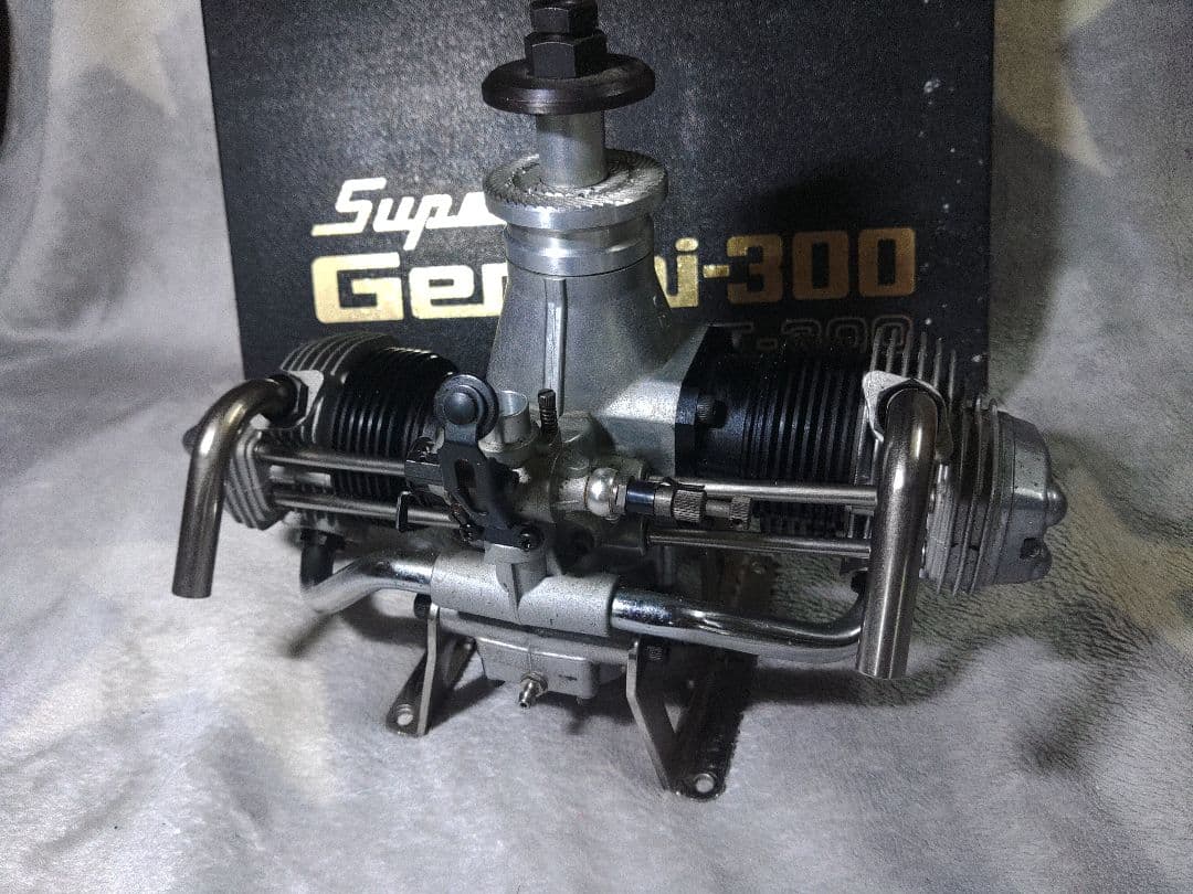 小川精機　FTー300　ラジコンエンジン