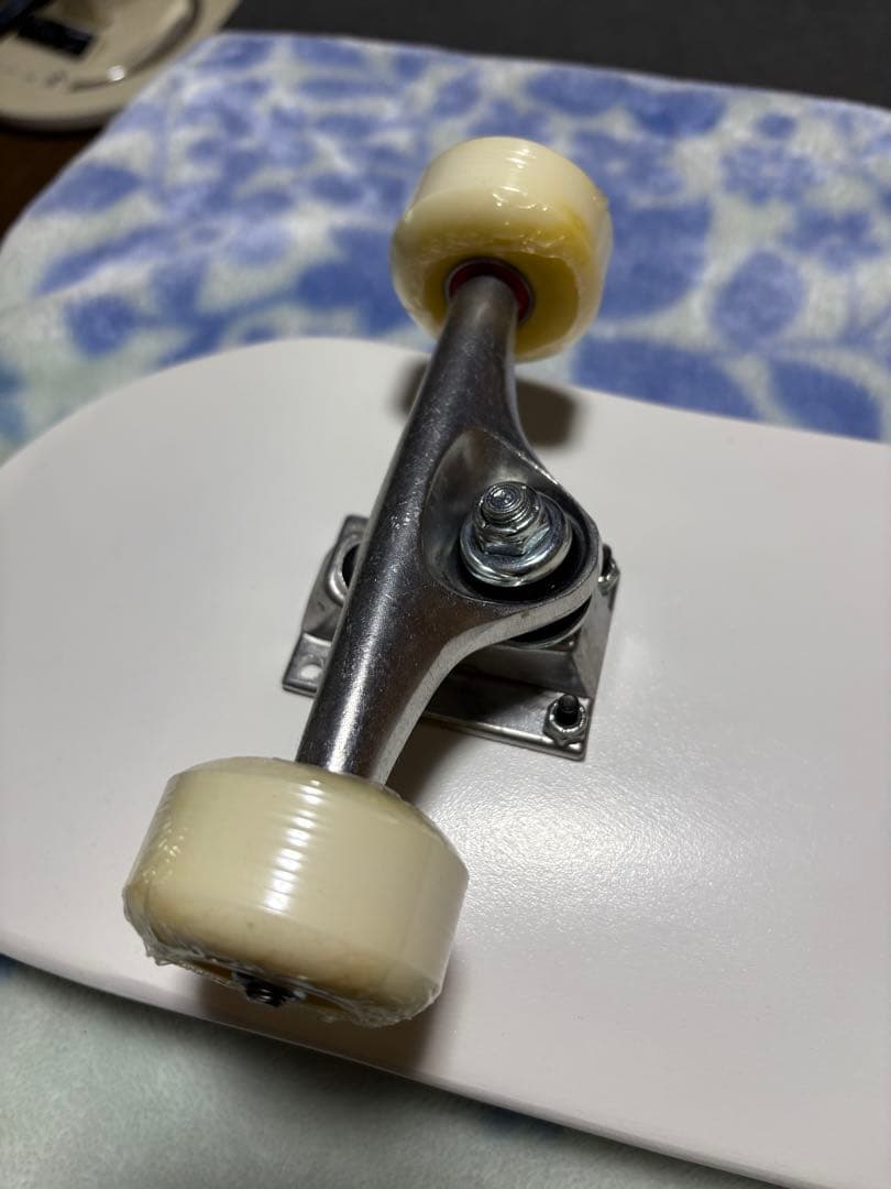 2016年　和泉つばす展　受注生産限定品　スケートボード