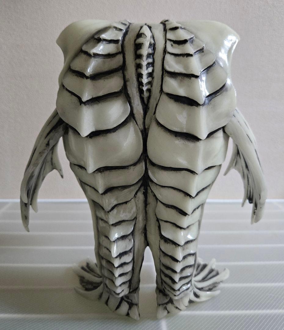 ヒモノラ　ヒモノラデコイ　ソフビ　蓄光　沼津市　味確認生物　リポップ