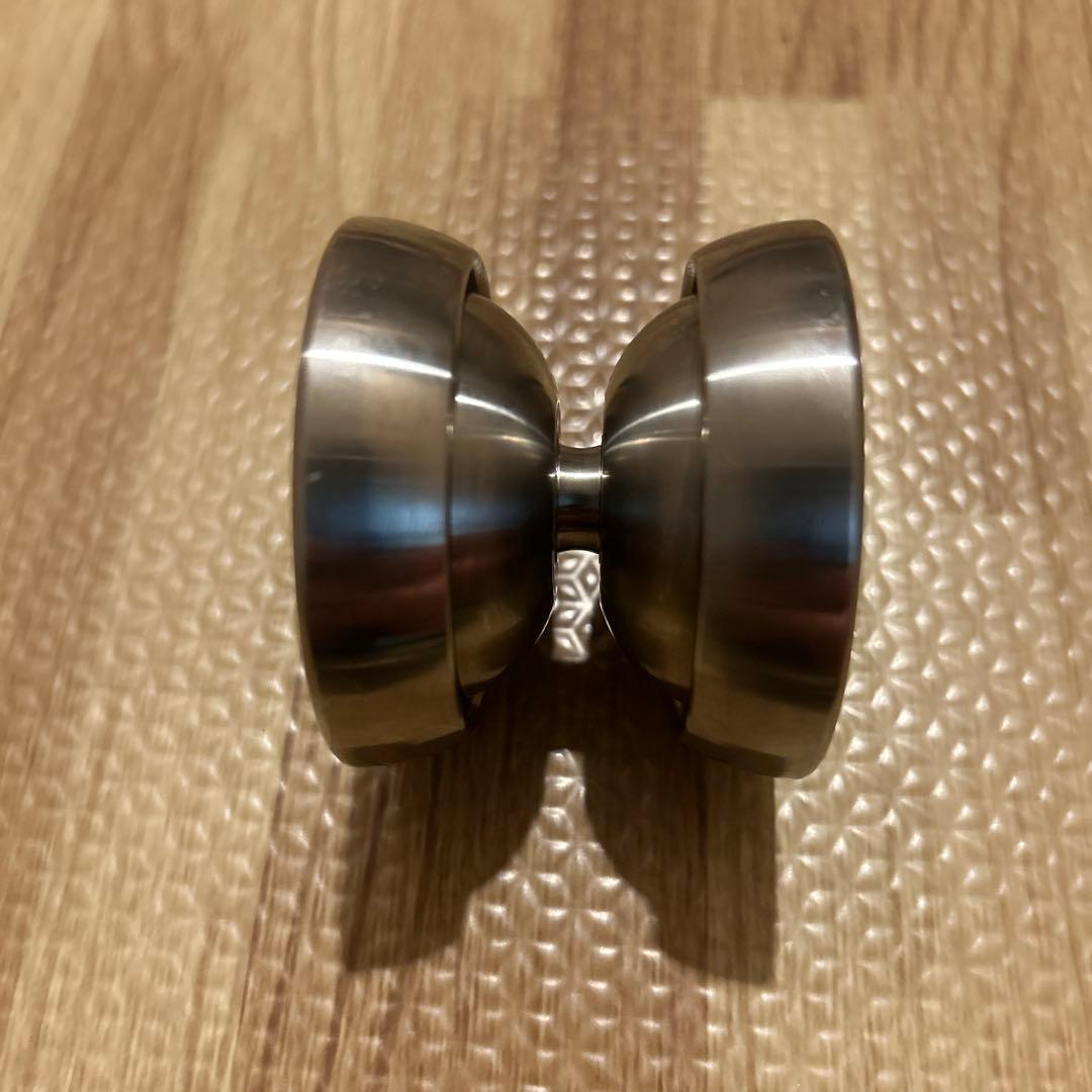 スポーツトイ・アクショントイ The Tyrant Alchemik Yoyos