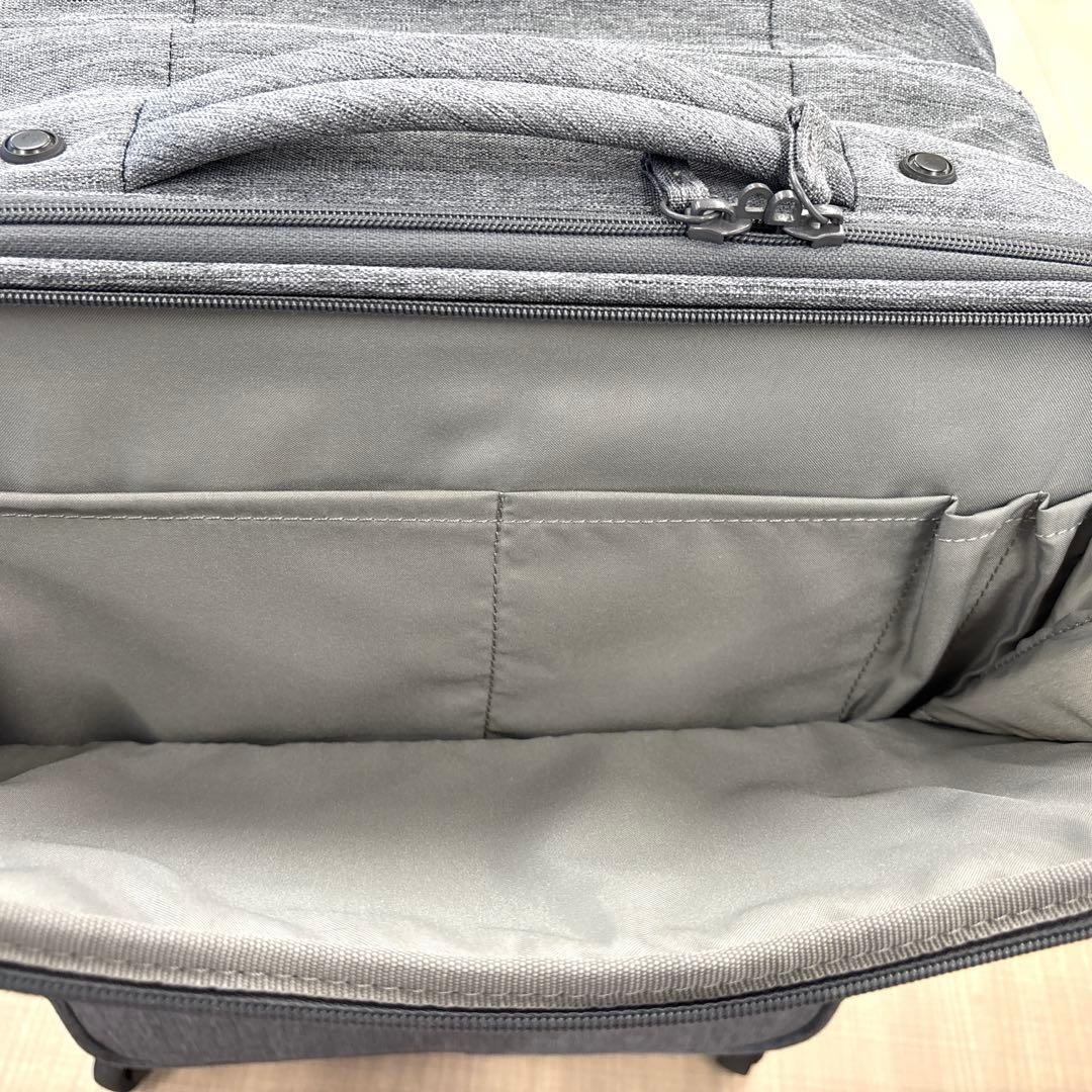 美品✨️廃盤品✨️無印 半分の厚みで収納できるソフト キャリーケース Sサイズ